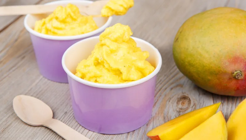 Yogur helado de mango