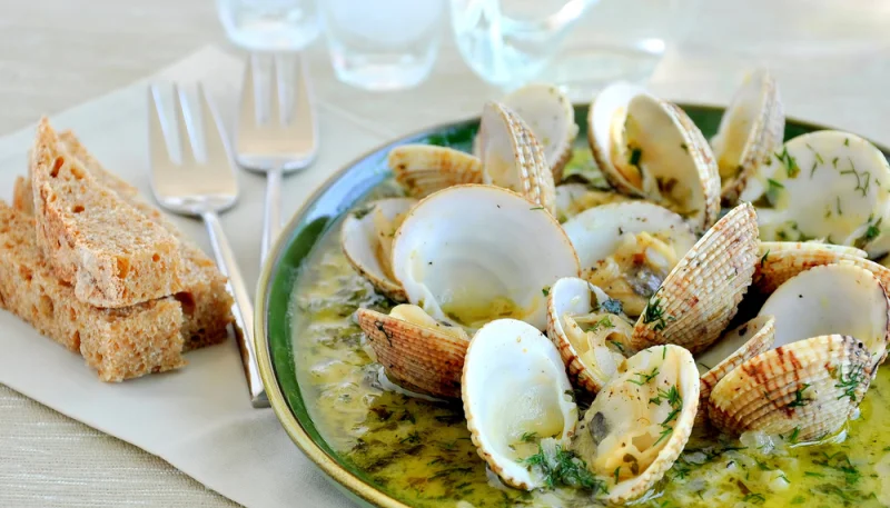 Almejas a la marinera