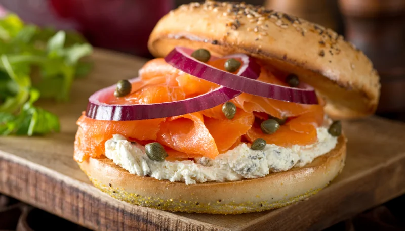 Bagel de salmón