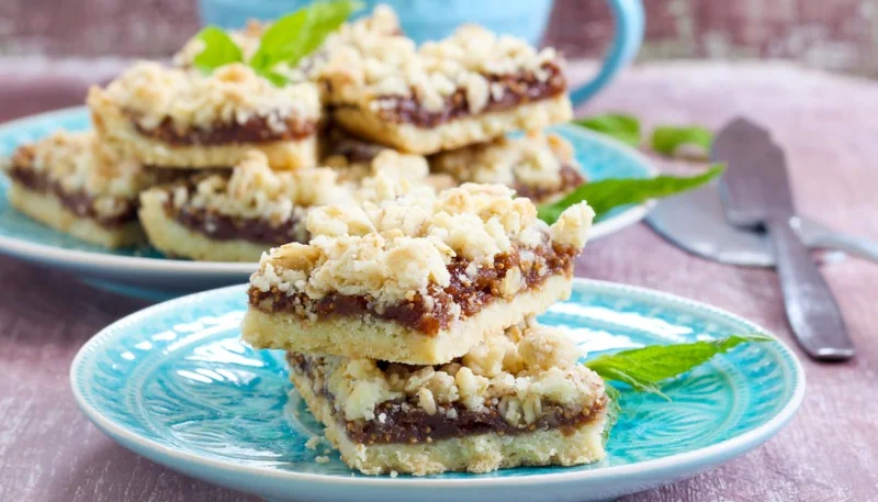 Cuadraditos de dátiles