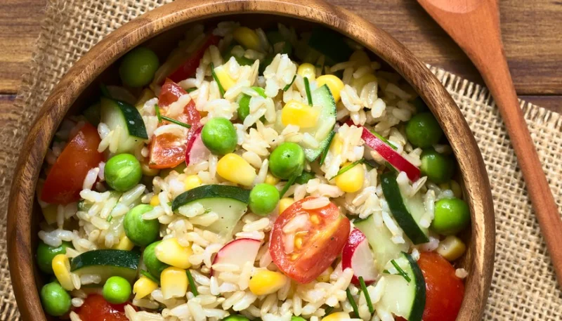 Ensalada de arroz de verano