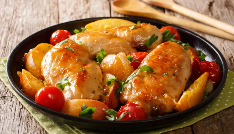 Pollo en salsa de melocotón