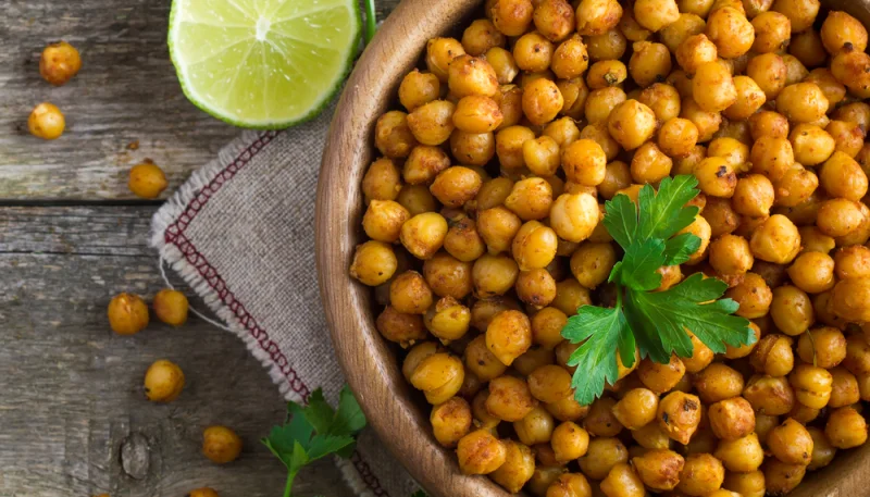 Snack de garbanzos crujientes al horno