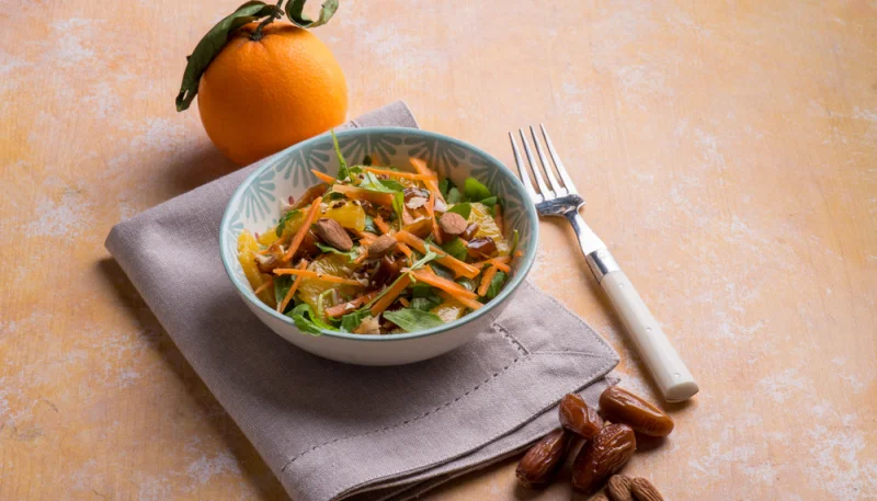 Ensalada de naranja y dátiles