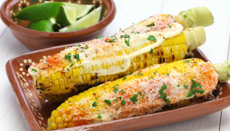 Maíz asado mexicano (Elote)