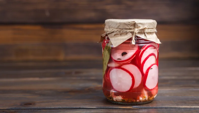 Rabanitos en vinagre