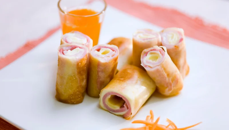 Rollitos de jamón y queso para niños