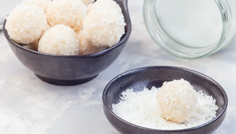 Trufas blancas de coco cremosas