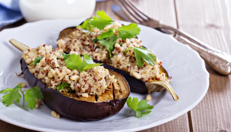 Berenjenas rellenas de quinoa
