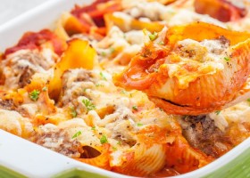 Gratinado de pasta boloñesa y mozzarella