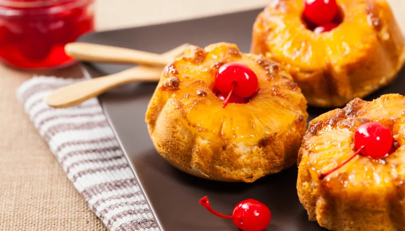 Mini tartas de piña