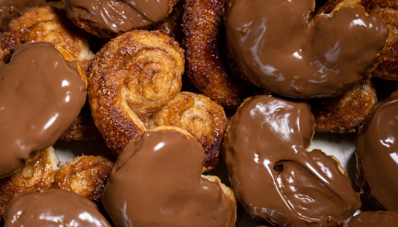 Palmeritas de coco y chocolate