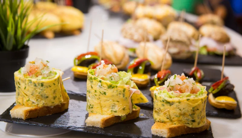 Pan con huevo y jamón