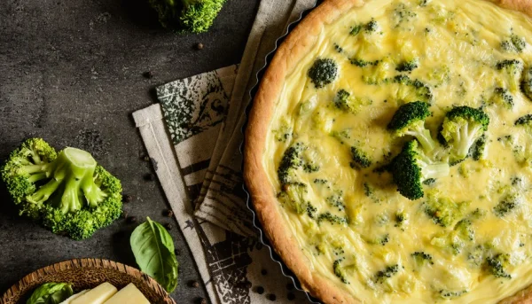 Quiche de brócoli y atún