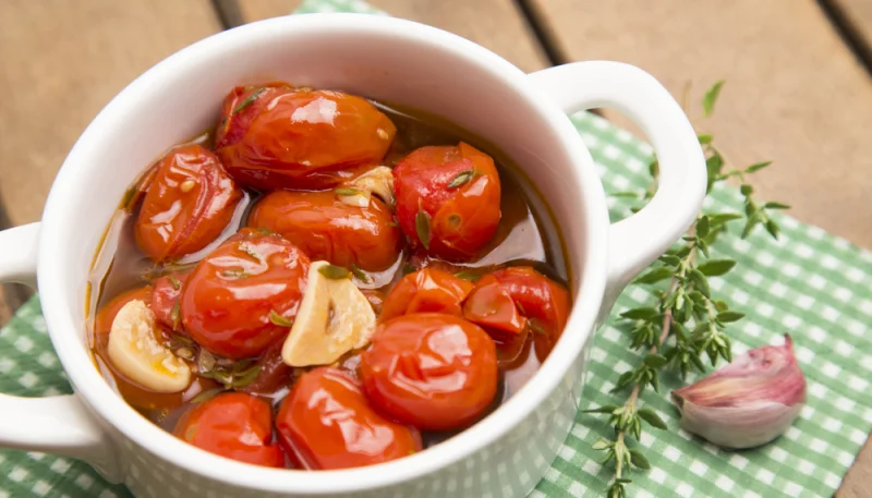 Tomates cherry confitados en olla de cocción lenta