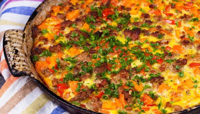 Tortilla de calabaza y salchichas