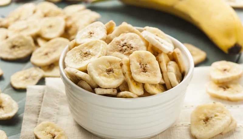 Chips de plátano deshidratados