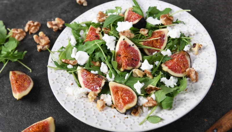 Ensalada de higos y queso feta