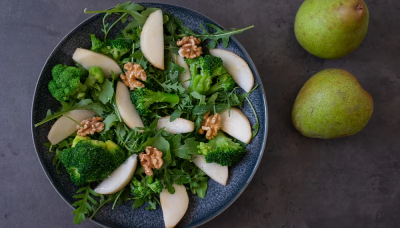Ensalada de peras y brócoli