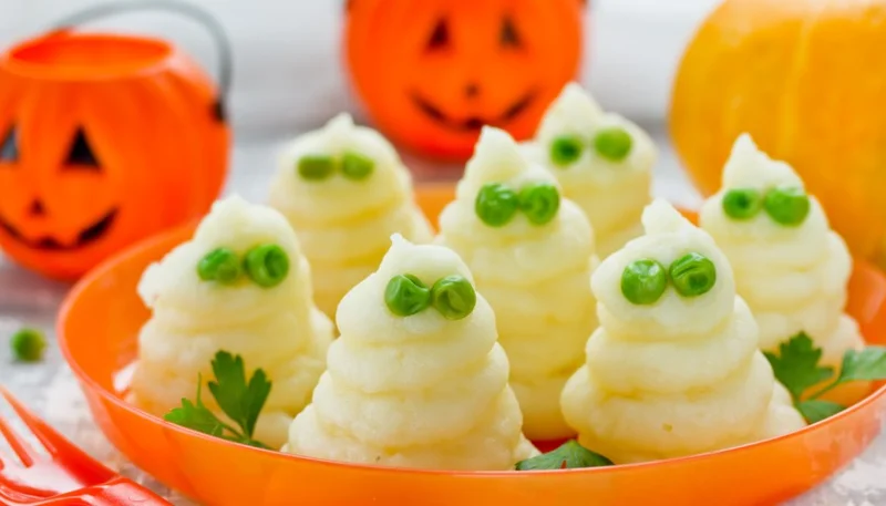 Puré de patatas fantasma para Halloween