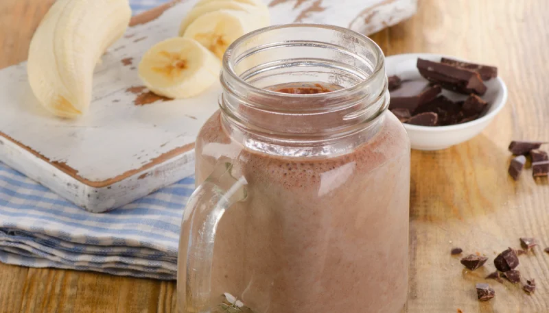 Batido de plátano y chocolate de barra