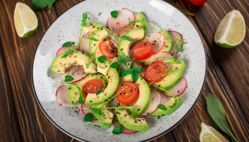 Ensalada de rúcula y rábano