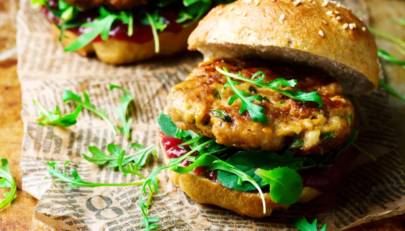 Hamburguesa de pavo y arándanos