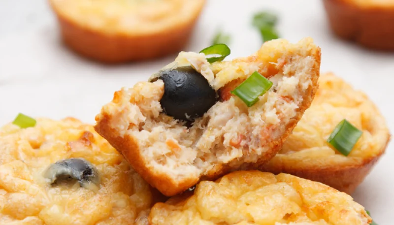 Pastel de atún y aceitunas