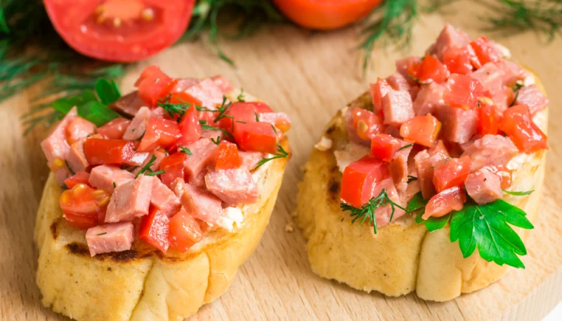 Tostadas con jamón York