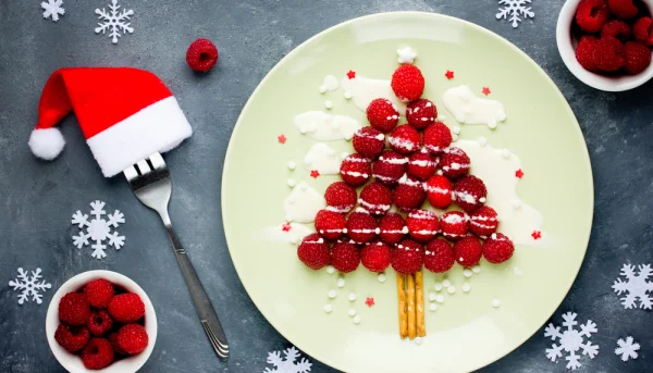 Árbol de navidad de frambuesas