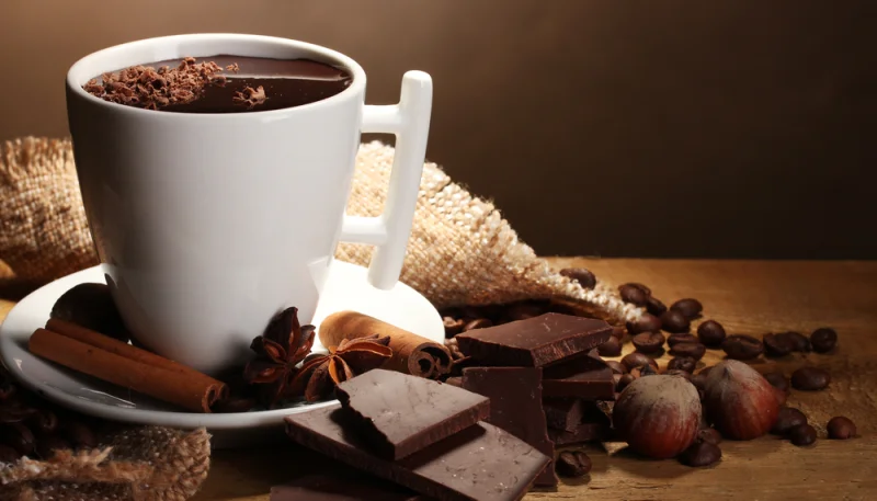 Chocolate caliente con nueces