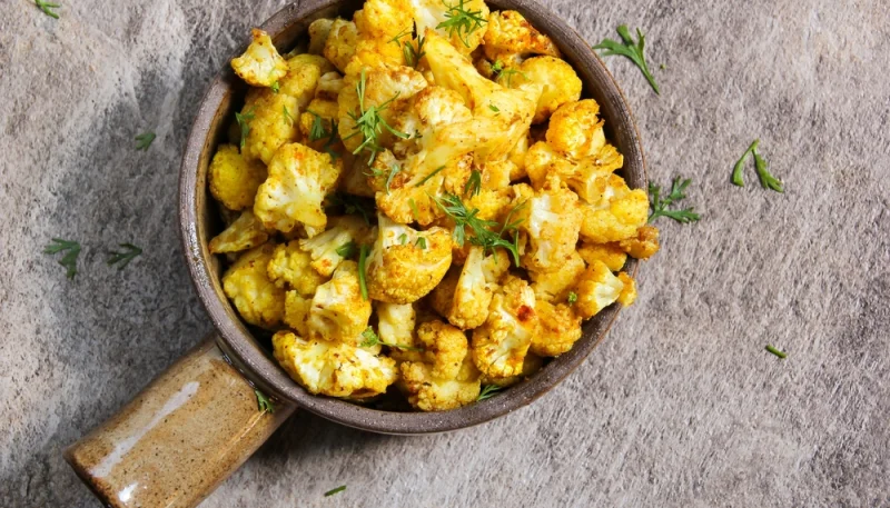 Coliflor con curry al horno