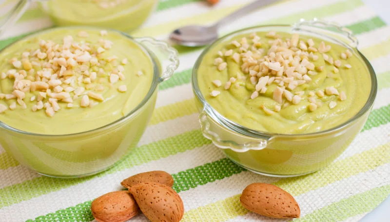 Crema fría de aguacate y pera