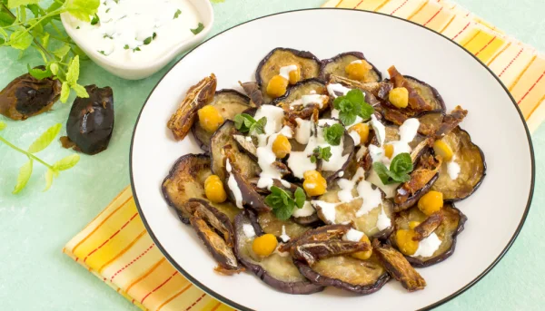 Ensalada de berenjenas y garbanzos