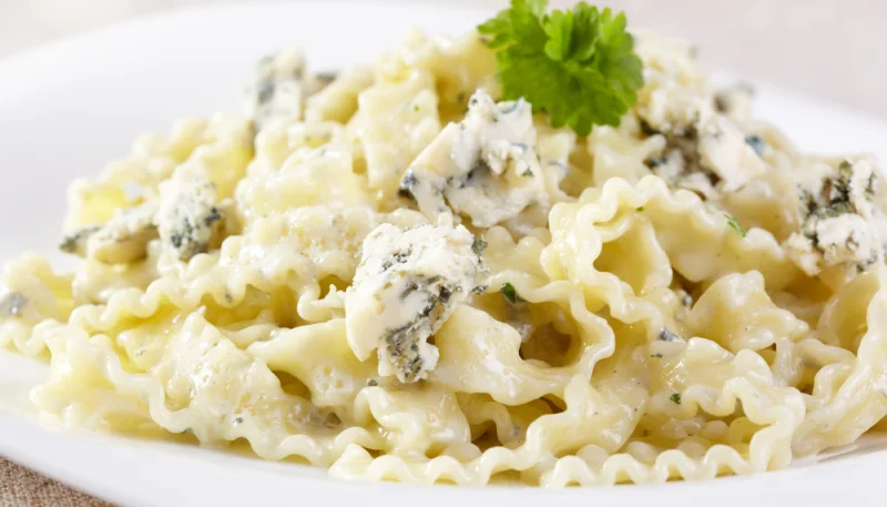 Pasta con salsa Roquefort