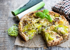 Quiche con puerro y cebolla