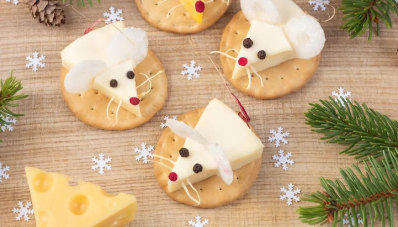 Ratoncitos navideños con queso