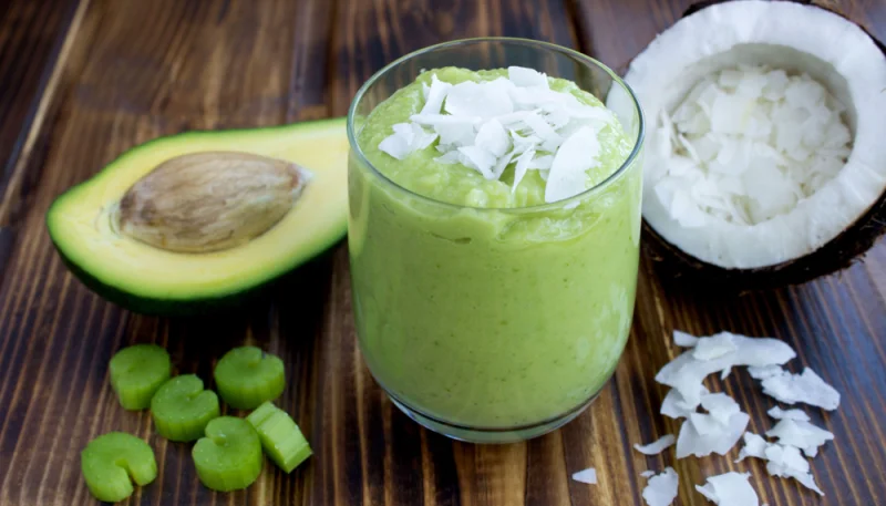 Batido de aguacate y coco