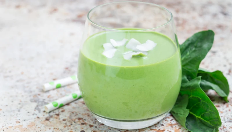 Batido de coco y espinacas