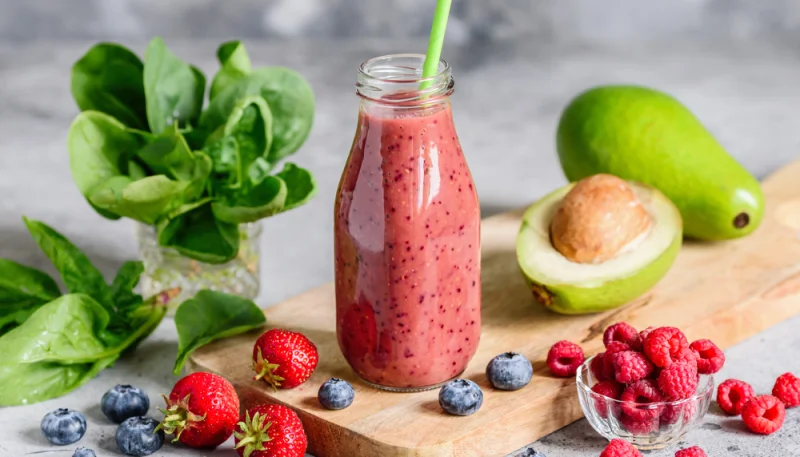 Batido de espinacas y frambuesas