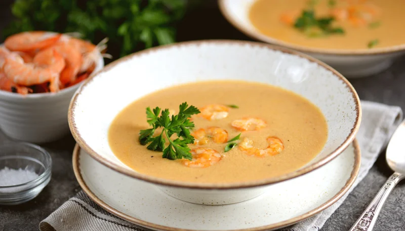 Crema de puerros y gambas