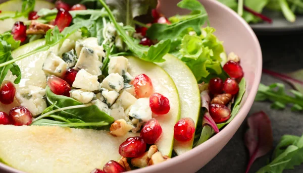 Ensalada de peras y granada