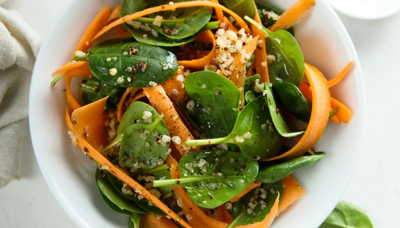 Ensalada de quinoa y sésamo