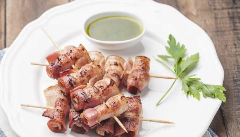 Rollitos de gambas y bacon