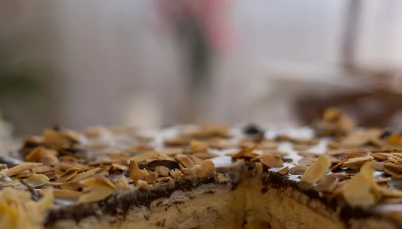 Tarta fría de almendras