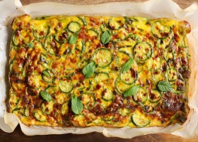 Tortilla de calabacín y puerros