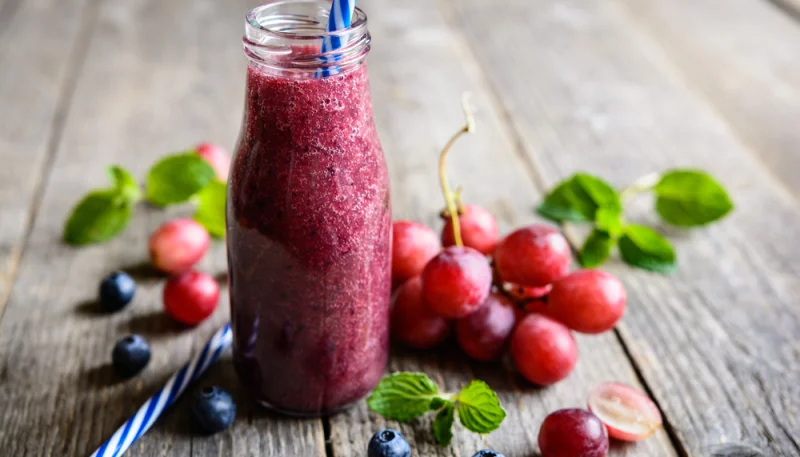 Batido de uvas y arándanos