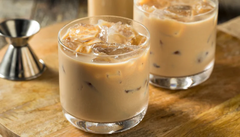 Cóctel de café y whisky