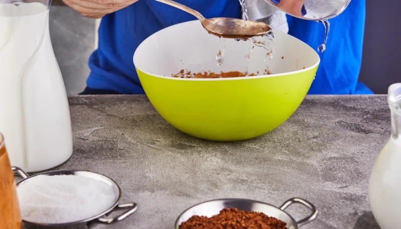 ¿Cómo pesar los ingredientes sin báscula?