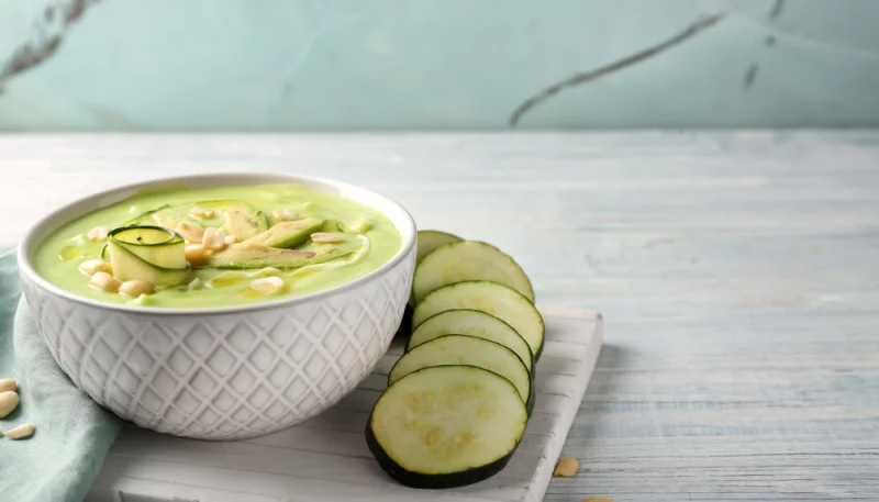 Crema de calabacín con maíz